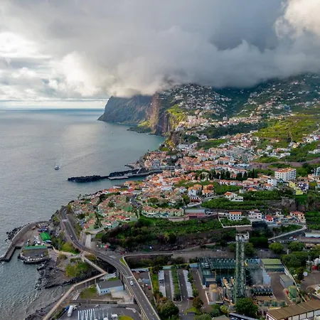 Al Mirase Feriehus Funchal (Madeira)